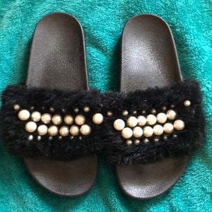 Pearl Sandals